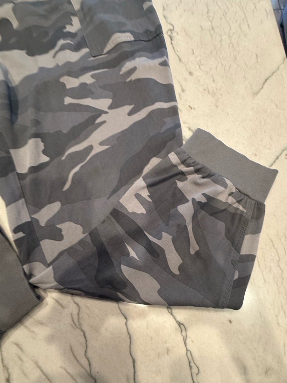 Splendid Gray Camo Joggers XL | 100% Rayon Lounge Pants Elastic Waist - Picture 3 of 16